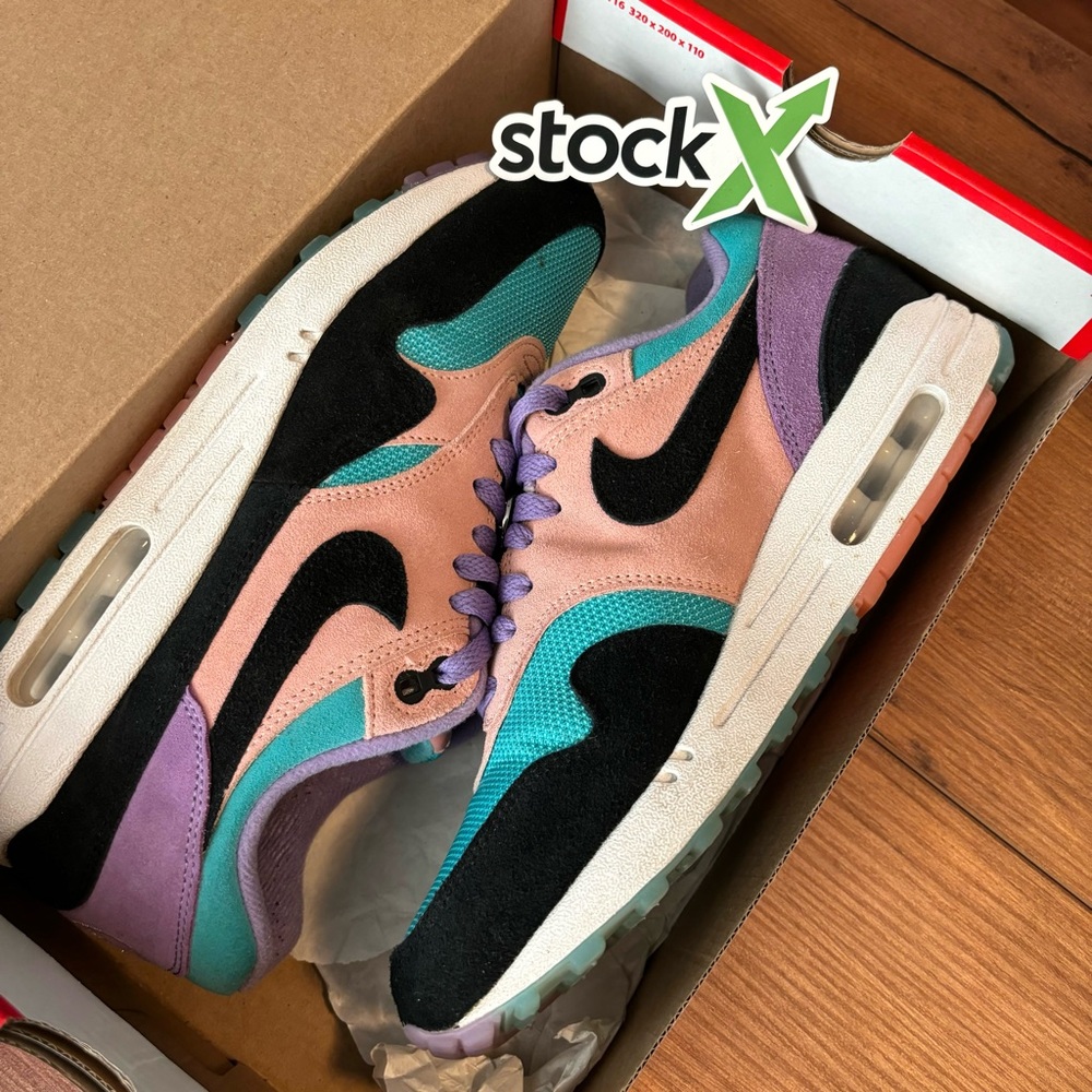 ‘Have A Nike Day’ Air Max 1s